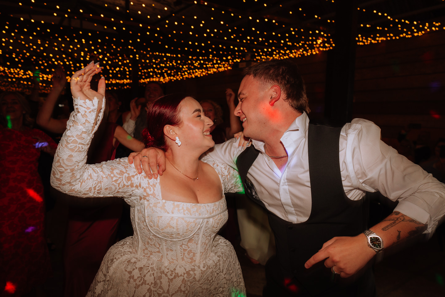 PREVIEWS MILLIE TOM SHACK REVOLUTION WEDDING PHOTOGRAPHY 040 PREVIEWS MILLIE TOM SHACK REVOLUTION WEDDING PHOTOGRAPHY 040